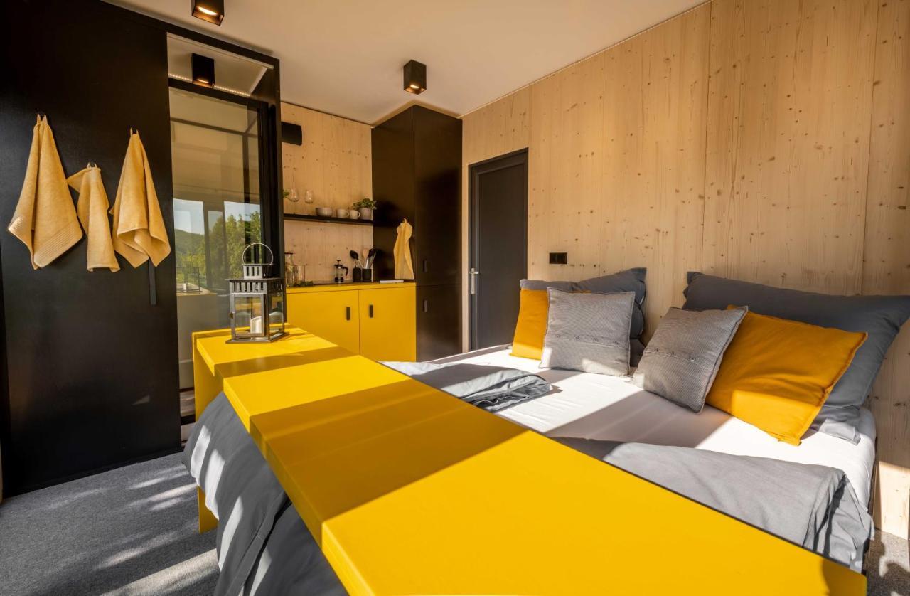Kutica Apartment โนวา บายา ภายนอก รูปภาพ